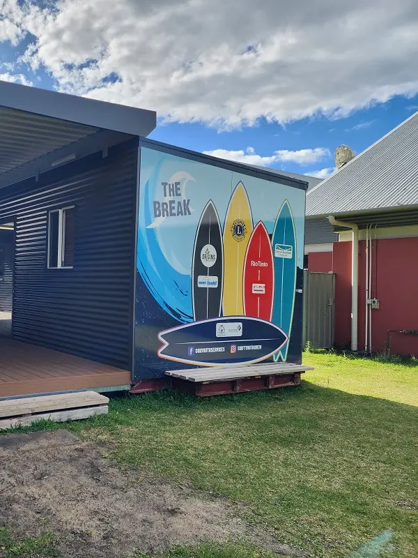 The entrance to The Break at Dunsborough library.